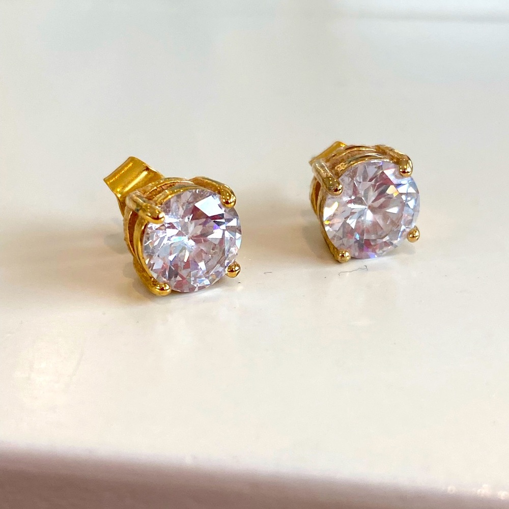 Gold studs with diamonds